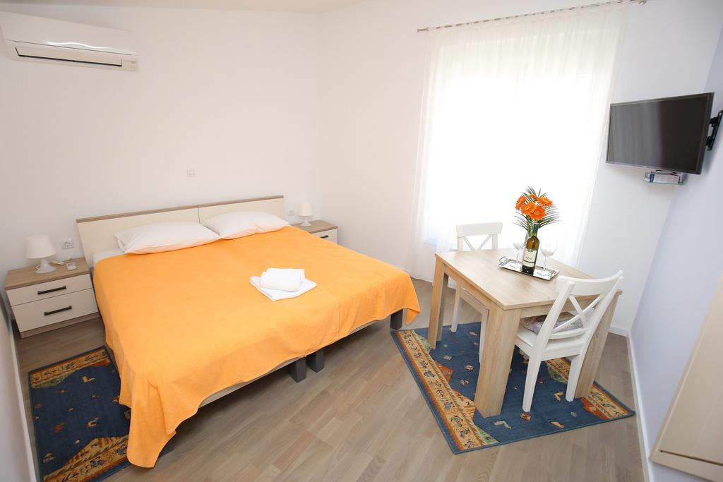 Apartment Agava *
